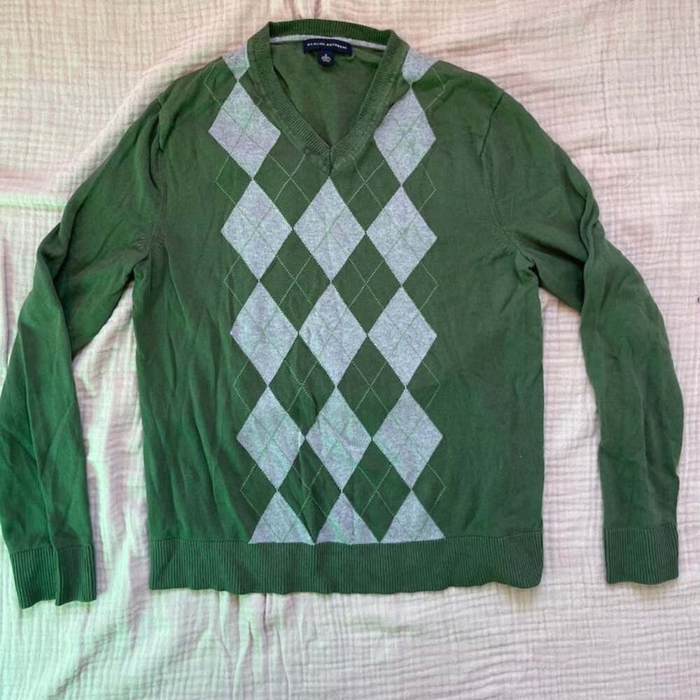 Banana Republic small green Argyle lightweight v-neck sweater